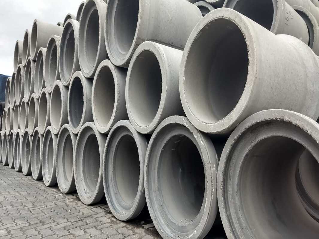 Tubos e manilhas de concreto